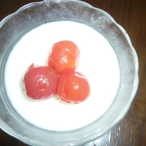 ヘルシートマトのヨーグルトゼリー